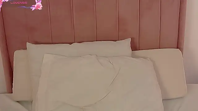 دردشة MoollyLove الجنسية المباشرة