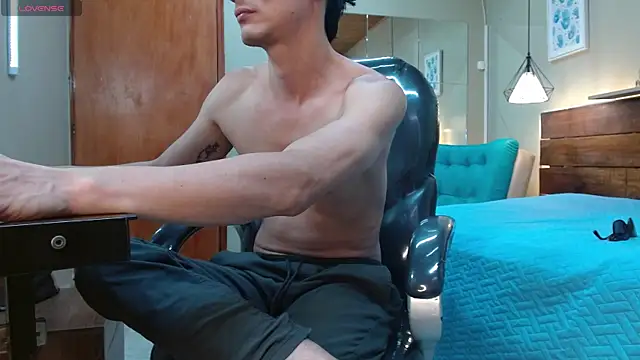 XXX chat uživo modela FelipeFriendly