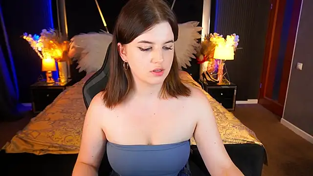 Chat +18 de KristiFoxy ao vivo