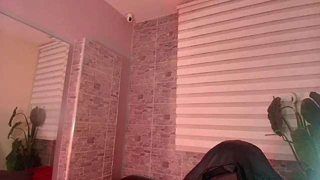 EvaaFoxxy1's Live XXX Chat