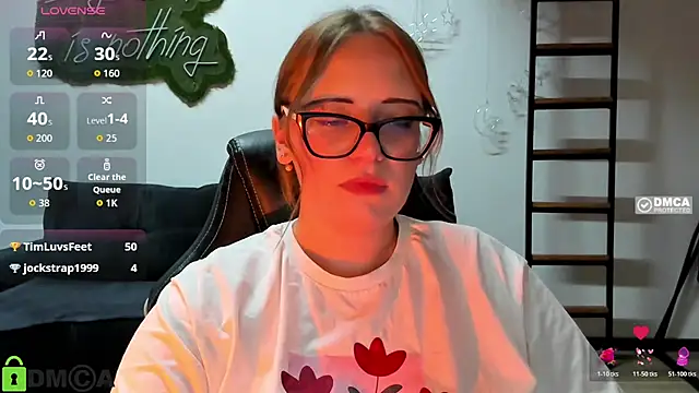 JuliNy_x – Naživo XXX chat