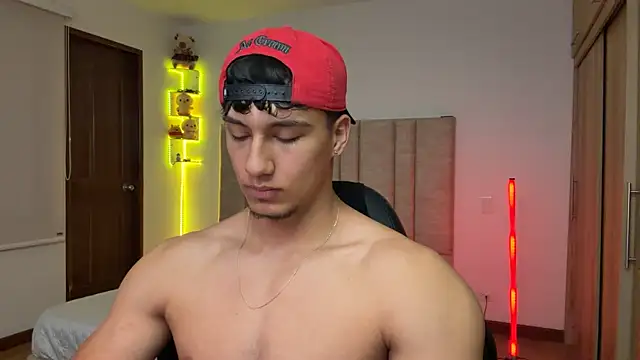 دردشة CHRIS_MORGAN1 الجنسية المباشرة