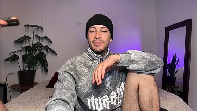 Chat XXX en directo de Noah_and_Steven