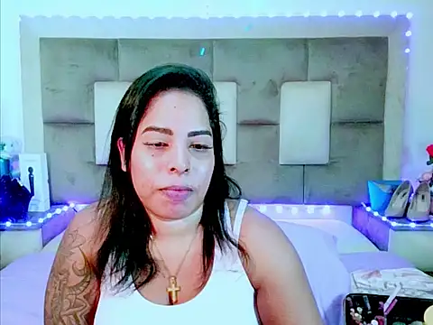 Czat XXX na żywo – indiantopaz694u