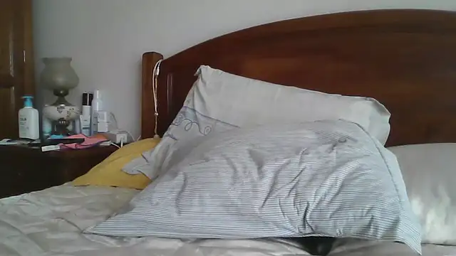 XXX chat uživo modela Rochinha73