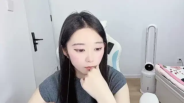 -qingqing 即時 XXX 聊天