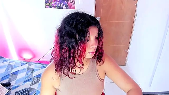 Emily_Coper18 라이브 XXX 채팅
