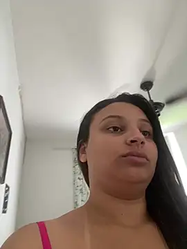 Chat +18 de julia_moreira ao vivo