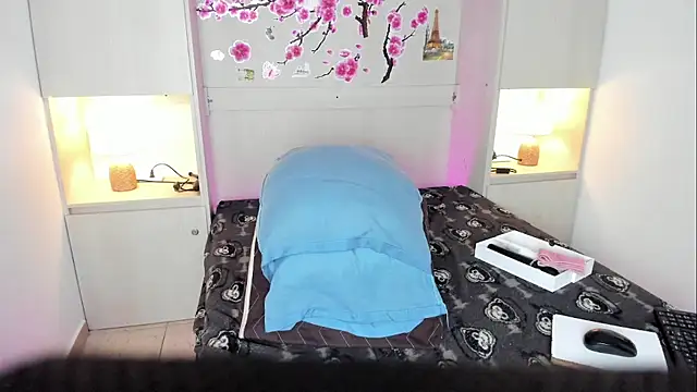 Chat +18 de TaylorBloom ao vivo