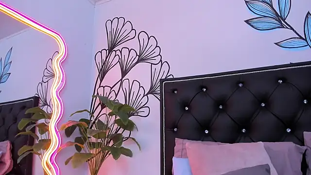 دردشة Sweet_Ariadna_ الجنسية المباشرة