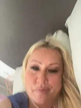 Chat XXX ao vivo de Lush-LunaXXX