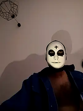 Show modela Diogenez69 na web-kameri