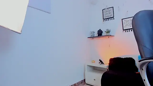 miataylorr1 现场XXX聊天