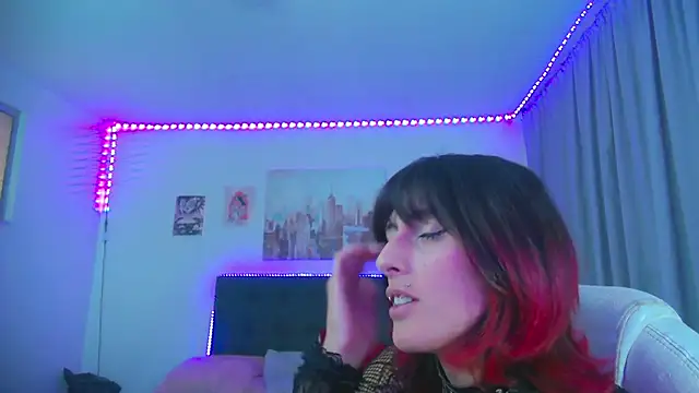 XXX chat uživo modela goth_minerva
