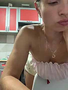 Chat XXX Live SeducingYoghourt