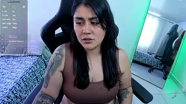 karlie02_ Live XXX-chat