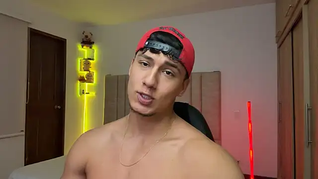 دردشة CHRIS_MORGAN1 الجنسية المباشرة