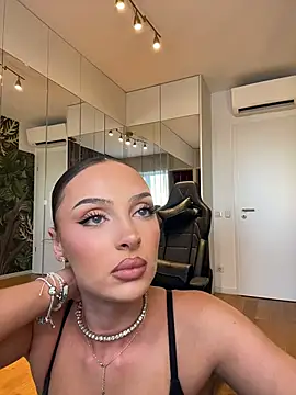 Živý XXX chat MileySin1111