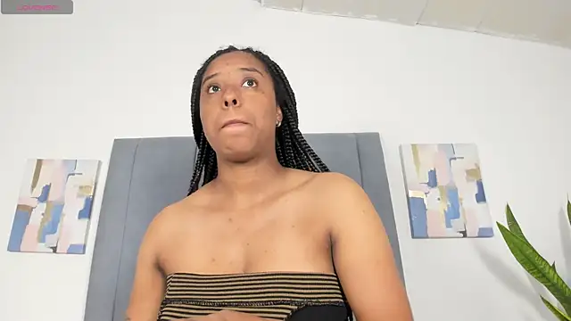 دردشة Sophia_Ebony الجنسية المباشرة