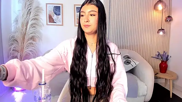 Bella_rochee's Live XXX Chat