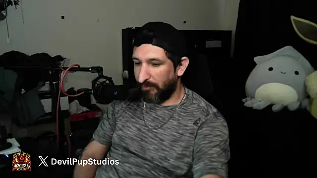 DevilPup75_ élő XXX-chatje