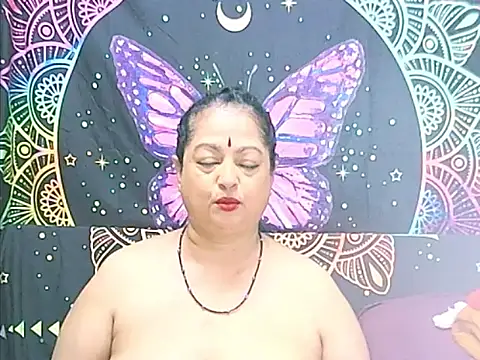 matureindian's Live XXX Chat