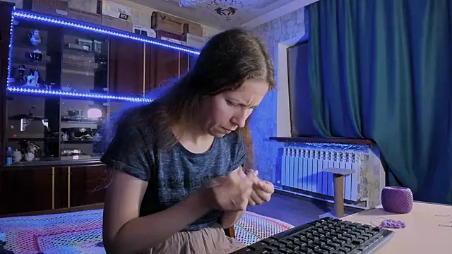 pa1e_pr1ncess XXX чат на живо