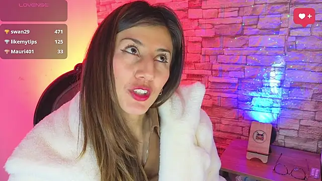 _jade_white_'s Live XXX Chat