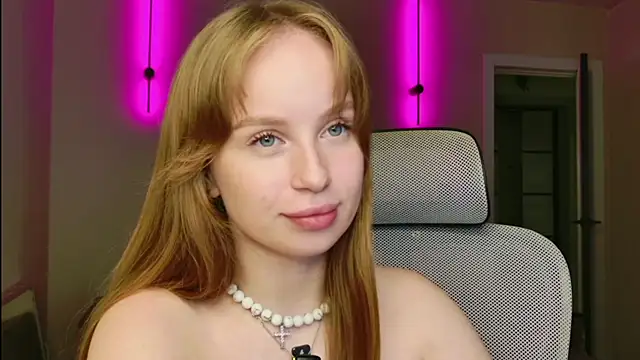 Chat XXX en directo de BunnyShinex