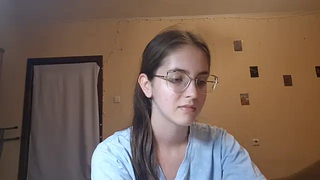 Katelemon Chat XXX live