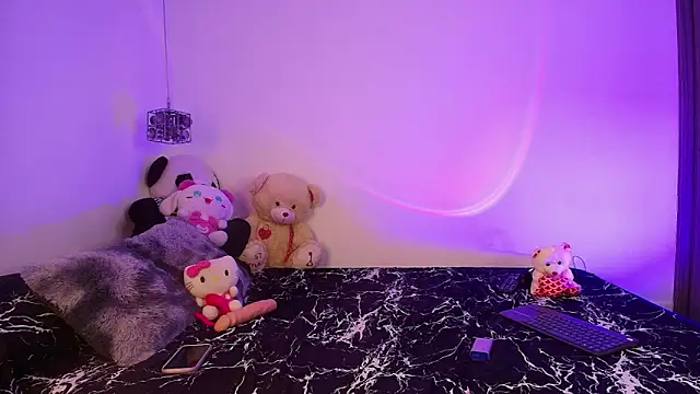 mxli_divine_ Chat XXX in diretta
