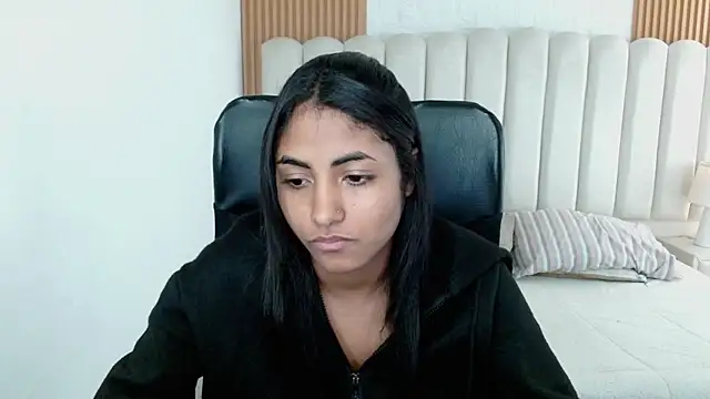 shaneelle লাইভ XXX চ্যাট