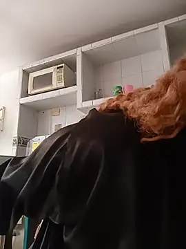 Chat +18 de ELLA_KELLY ao vivo