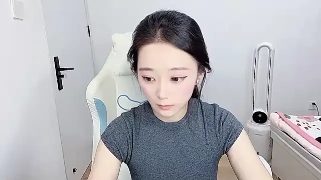 -qingqing's Live XXX Chat