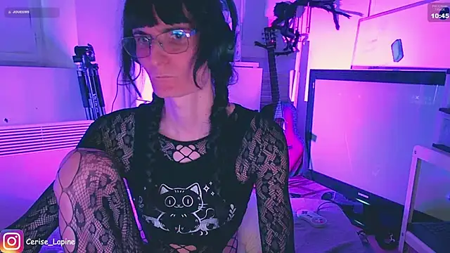 Chat XXX en directo de CeriseLapine