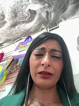 Chatroom XXX en direct de IsabellaMariet