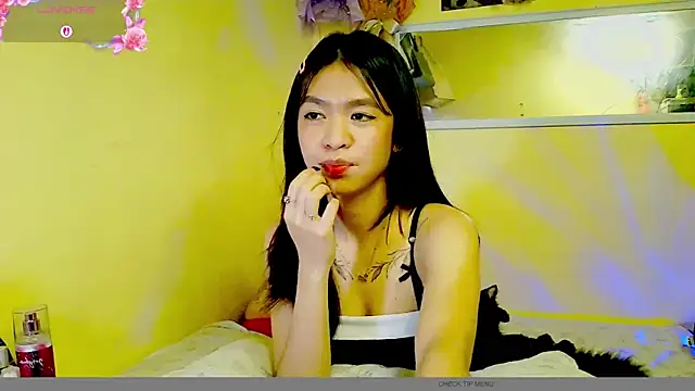 Luna_Moonfang Chat XXX in diretta