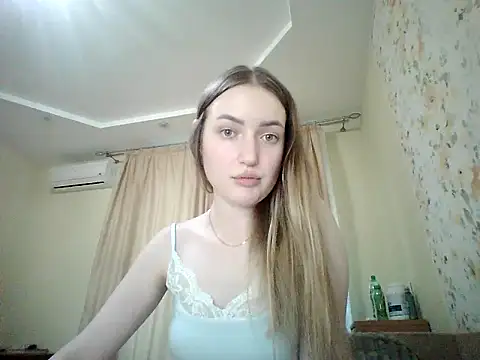 XXX chat uživo modela Lisanta