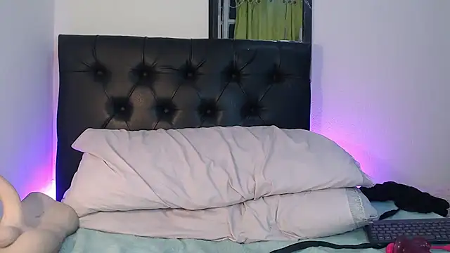 KrystalAdams 现场XXX聊天