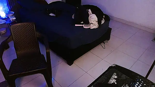 Mr_yisuzz – Naživo XXX chat