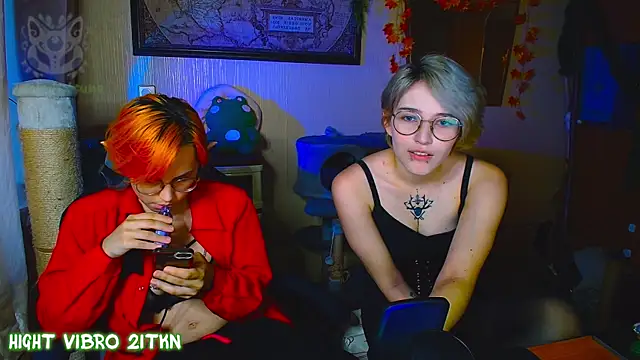 TrickyKitsune's Live XXX Chat