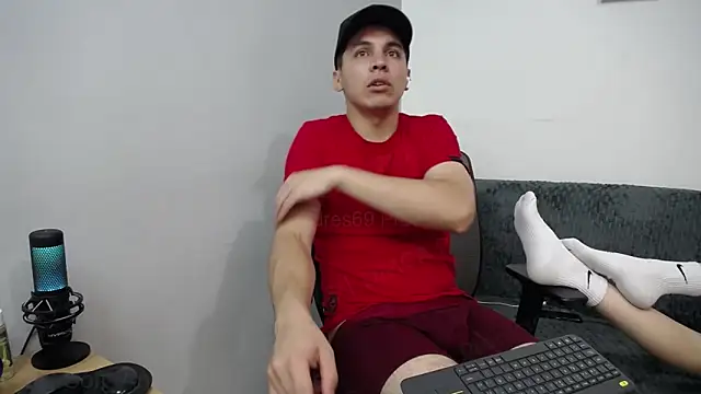 Sofi_Andres69 Obrolan Langsung XXX