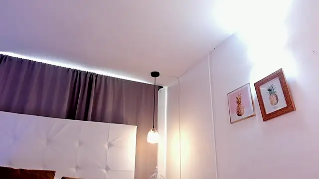 Alejo-and-Thiago Chat XXX live