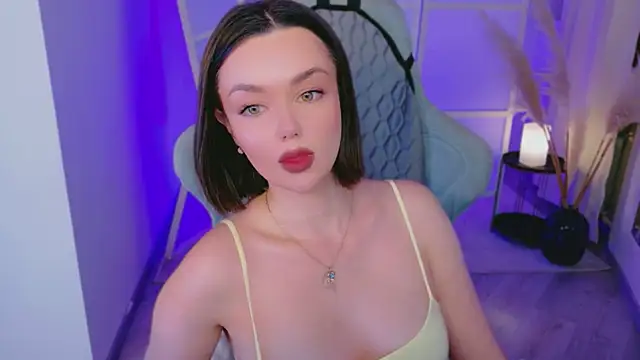 AvaFlower's Live XXX Chat