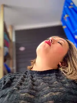 VIOLETA-25_ Live XXX-chat