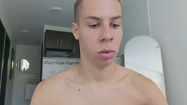 grey___27 XXX чат на живо
