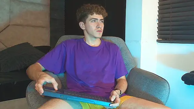 Tyler_Mcrey live XXX chat