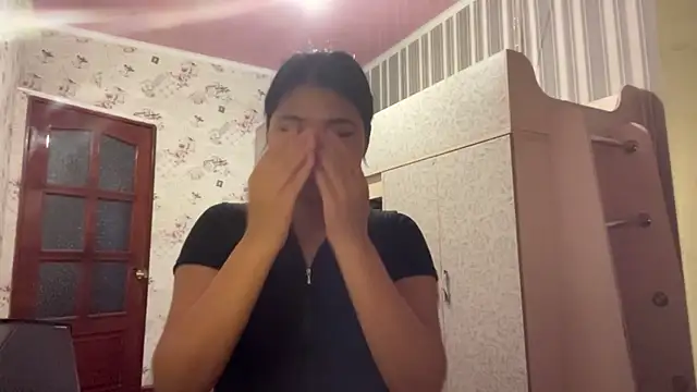 แชท XXX สดของ JohannaMickiewicz