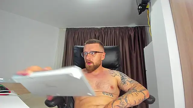 Онлайн чат XXX Findom_guy