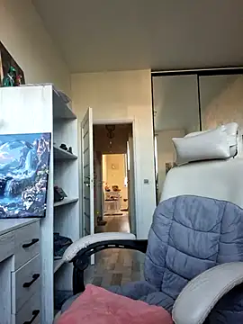 XXX chat uživo modela Monna
